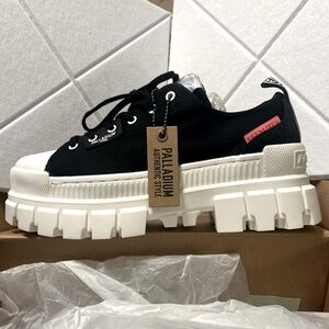 Palladium Black and White Sneakers Lug Sole Chunky Heel